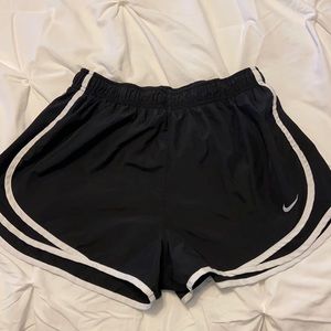 Nike Dri-Fit shorts size large